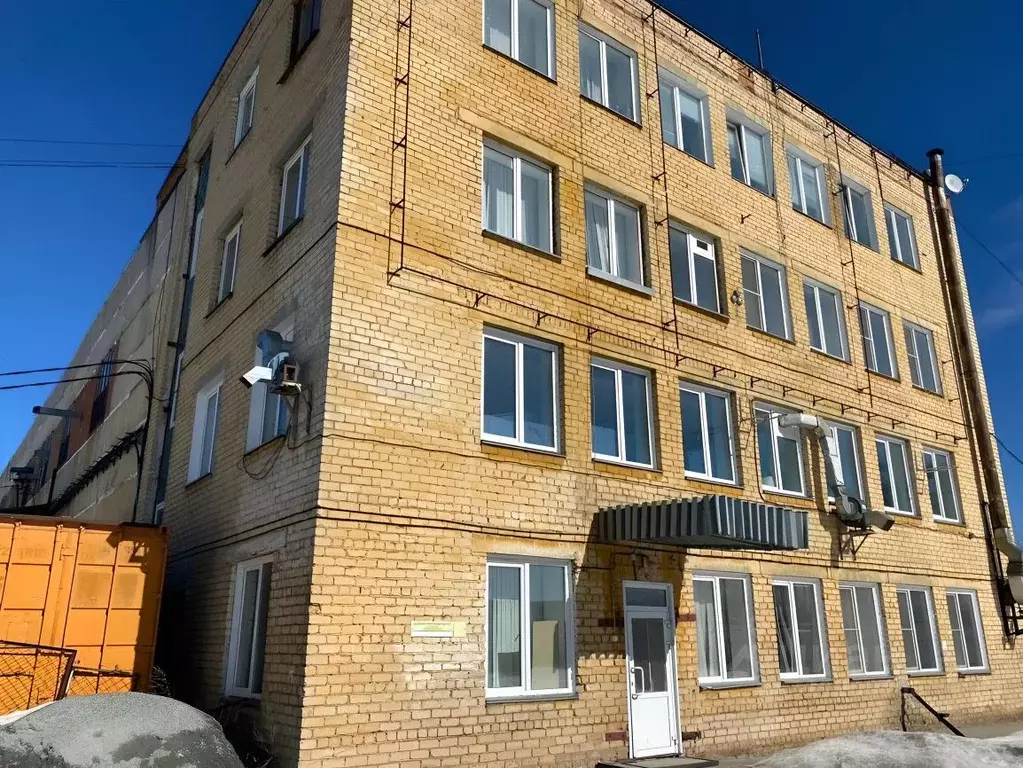 Торговая площадь в Челябинская область, Златоуст 3-й микрорайон ... - Фото 1