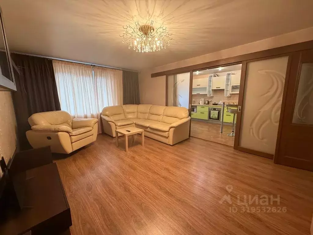 3-к кв. Удмуртия, Ижевск ул. 40 лет Победы, 140 (96.0 м) - Фото 1