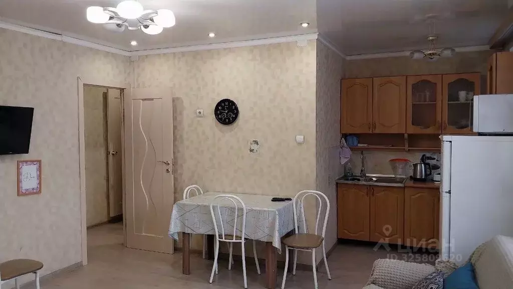 2-к кв. Бурятия, Улан-Удэ ул. Терешковой, 18 (40.4 м) - Фото 0