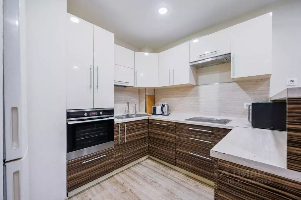 Квартира, 2 комнаты, 65 м - Фото 0