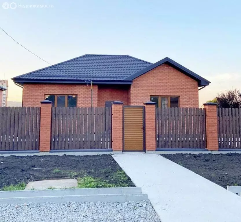 Дом в Горячий Ключ, улица Бабушкина (86 м) - Фото 1