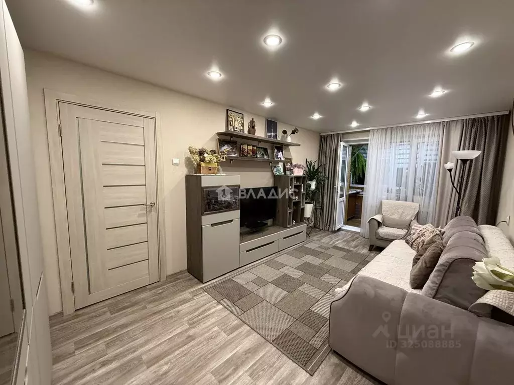 2-к кв. Нижегородская область, Дзержинск Октябрьская ул., 29 (49.3 м) - Фото 0