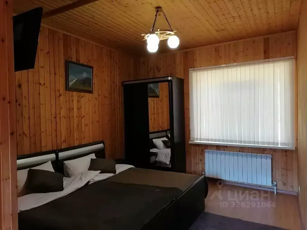 Комната Карачаево-Черкесия, Теберда Карачаевский городской округ, ул. ... - Фото 1