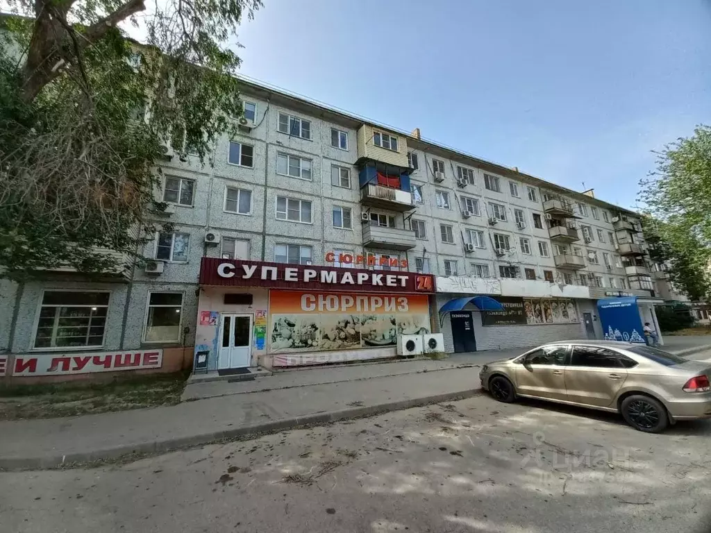 3-к кв. Астраханская область, Астрахань ул. Безжонова, 92 (58.0 м) - Фото 1
