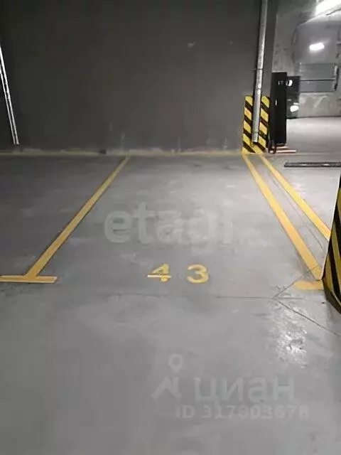 Гараж в Санкт-Петербург Фарфоровская ул., 3к1 (13 м) - Фото 0