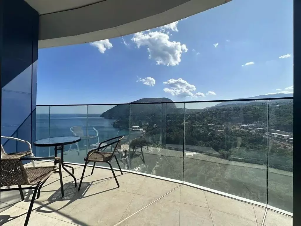 2-к кв. Крым, Алушта муниципальный округ, Партенит пгт ул. ... - Фото 2