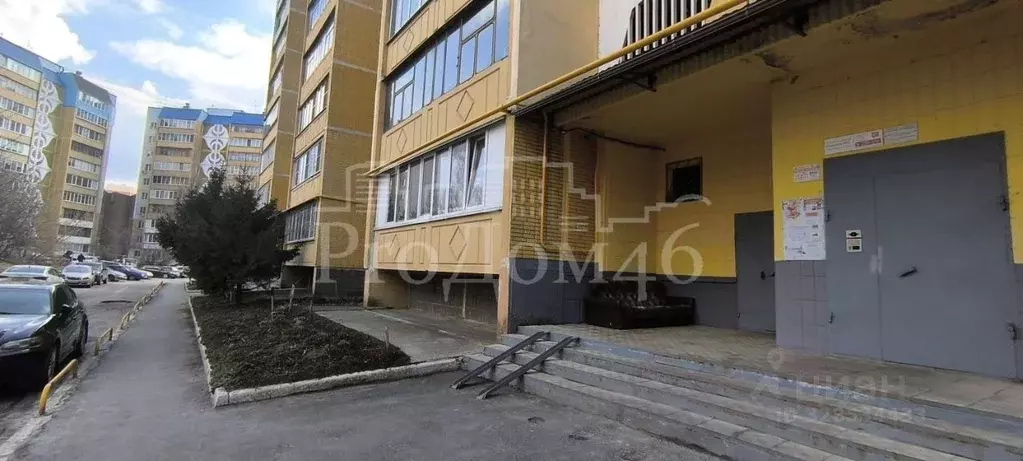 2-к кв. Курская область, Курск ул. Бойцов 9-й Дивизии, 199А (51.6 м) - Фото 1