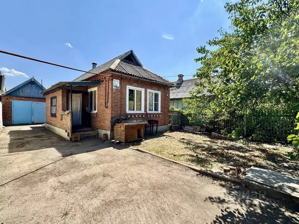 Дом в Краснодарский край, Динская ст-ца ул. Ленина, 67 (39 м) - Фото 1