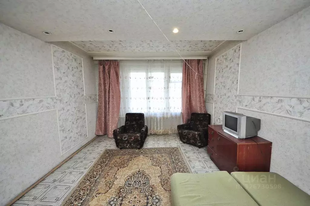 3-к кв. Башкортостан, Салават ул. Островского, 6 (72.1 м) - Фото 1