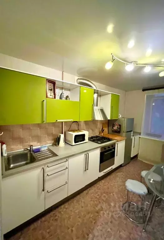 4-к кв. Свердловская область, Екатеринбург ул. Онежская, 12 (78.0 м) - Фото 2