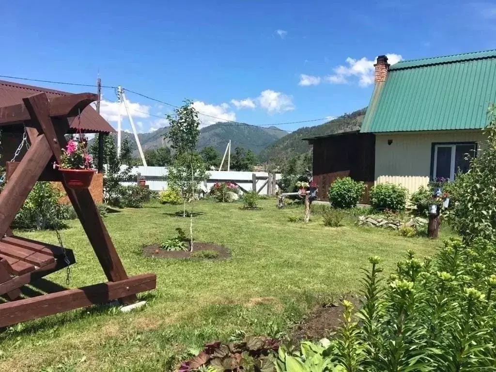 Дом в Алтай, Чемальский район, с. Анос ул. Чорос-Гуркина, 9 (80 м) - Фото 0