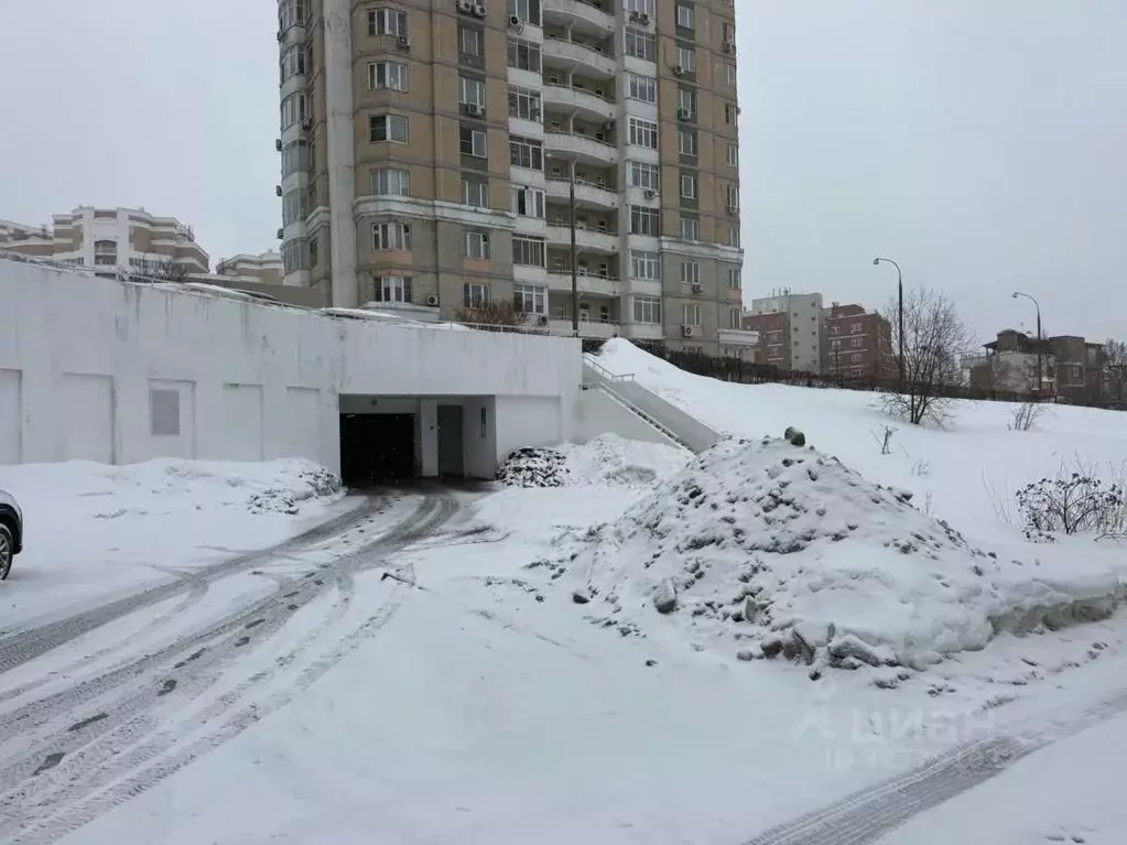 Гараж в Москва Соколово-Мещерская ул., 31 (17 м) - Фото 1