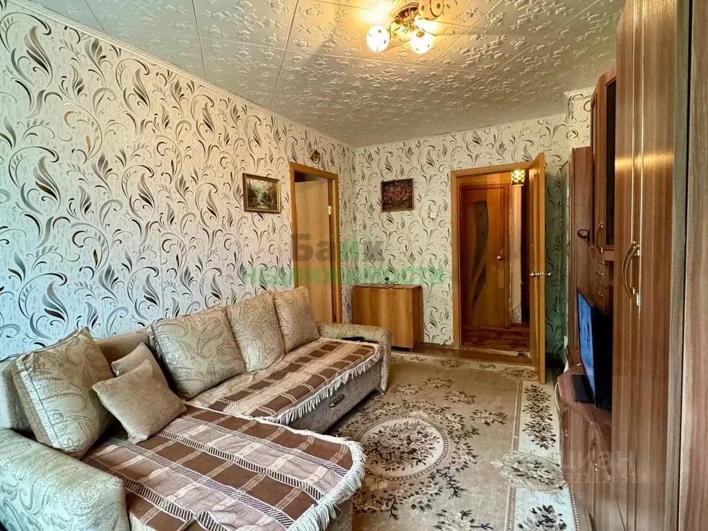 2-к кв. Саратовская область, Вольск ул. Маршала Жукова, 4 (40.5 м) - Фото 0