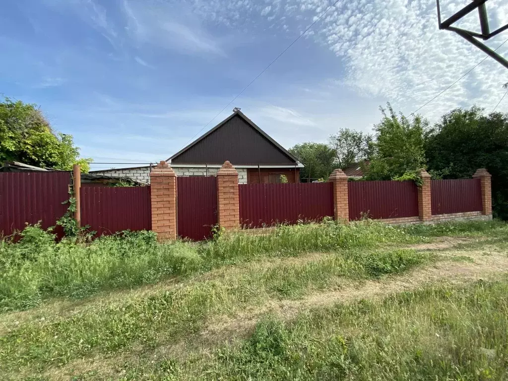 Дом в Самарская область, Кинель-Черкасский район, Кротовка с/пос, с. ... - Фото 1