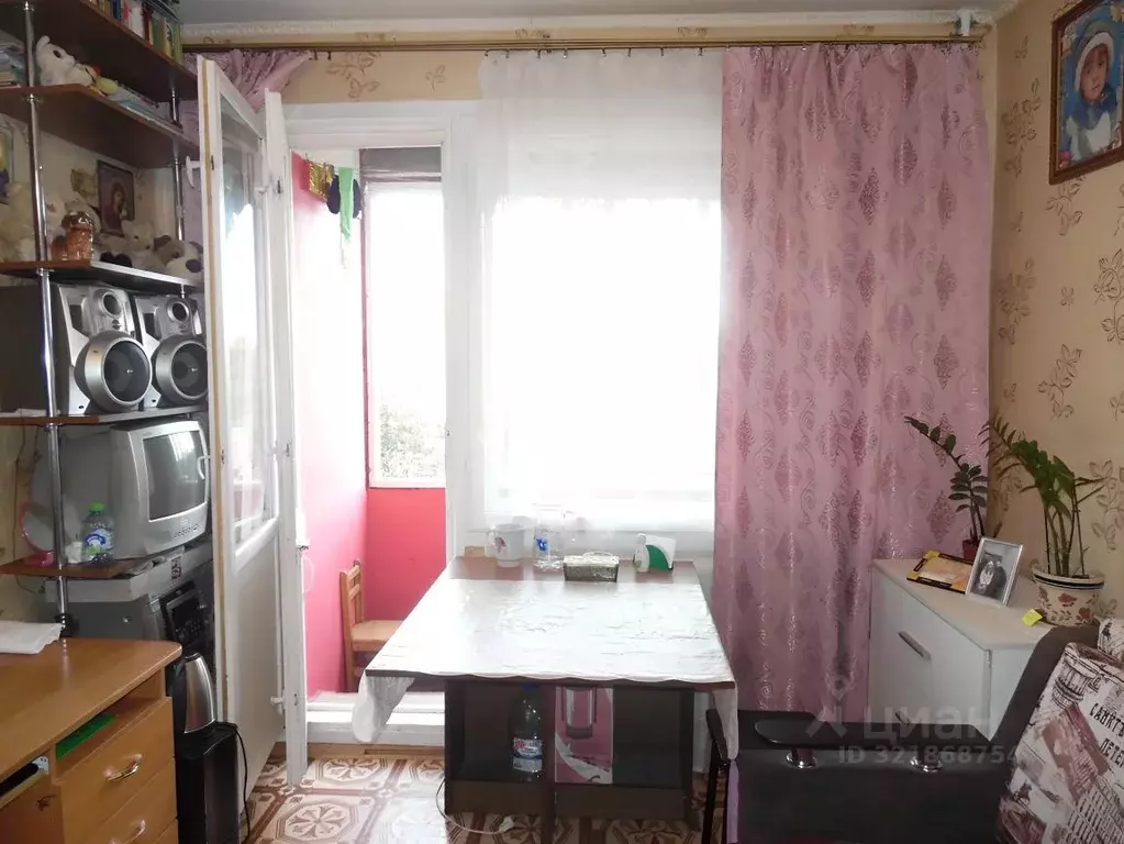 Комната Санкт-Петербург просп. Ветеранов, 1К1 (13.5 м) - Фото 0