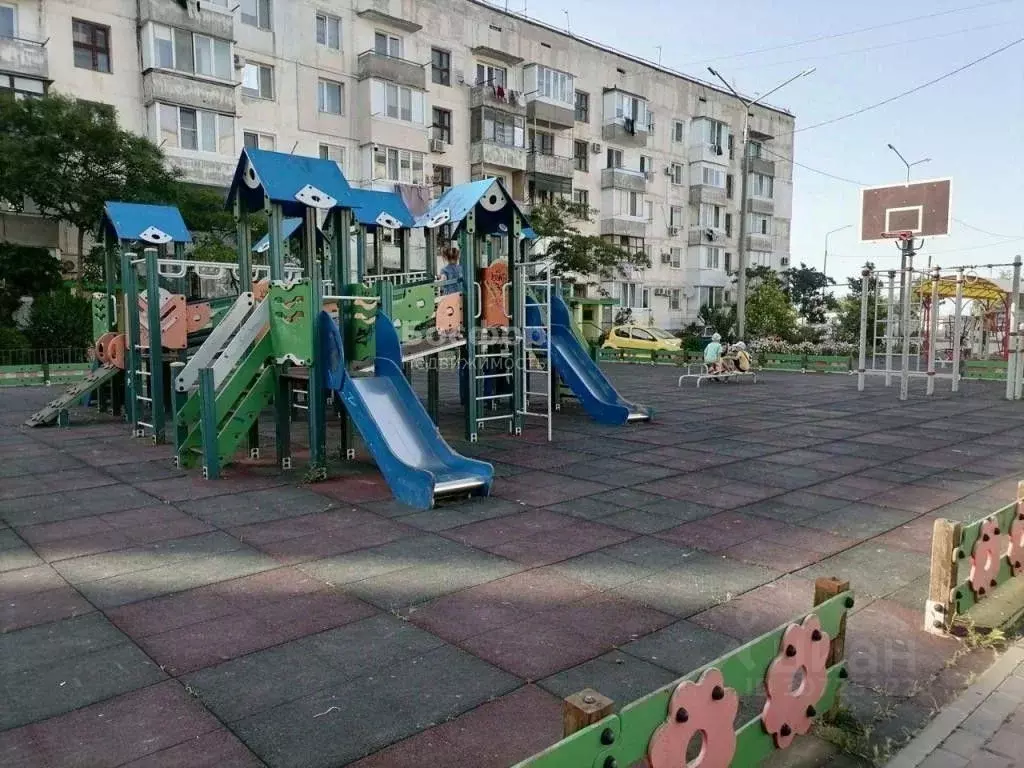 4-к кв. Крым, Феодосия ул. Дружбы, 42в (96.0 м) - Фото 0