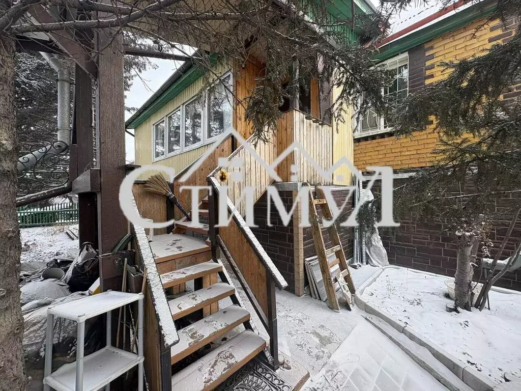 Дом в Хакасия, Черногорск Перспективная ул., 3 (145 м) - Фото 1