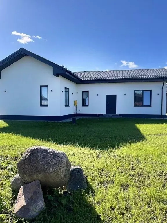 Дом в Ленинградская область, Гатчинский муниципальный округ, д. ... - Фото 1