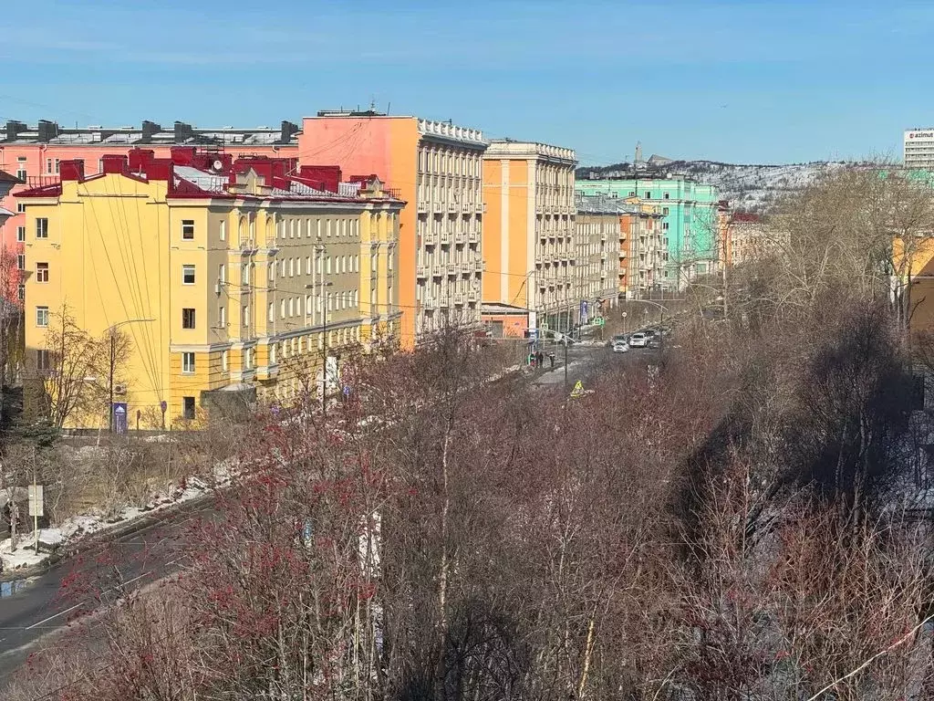 2-к кв. Мурманская область, Мурманск просп. Ленина, 53 (53.0 м) - Фото 0