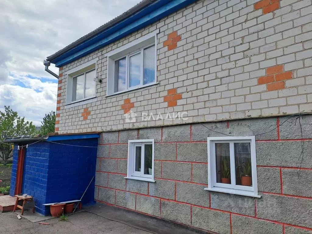 Дом в Воронежская область, Таловая рп ул. Маршака, 6 (90 м) - Фото 1