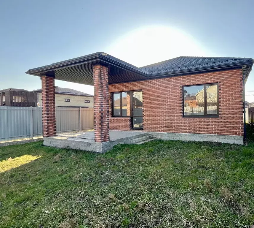 Коттедж в Адыгея, Тахтамукайский район, Яблоновский пгт Дорожная ул. ... - Фото 2