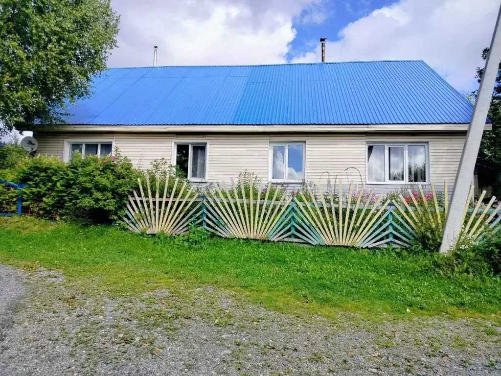 3-к кв. Кемеровская область, Таштагол Таежная ул., 4/1 (73.2 м) - Фото 0