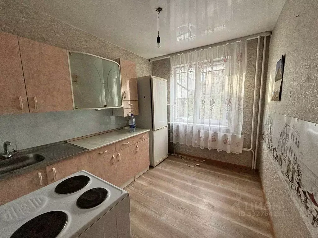 3-к кв. Челябинская область, Златоуст ул. 3-я Демидовская, 27 (65.0 м) - Фото 1