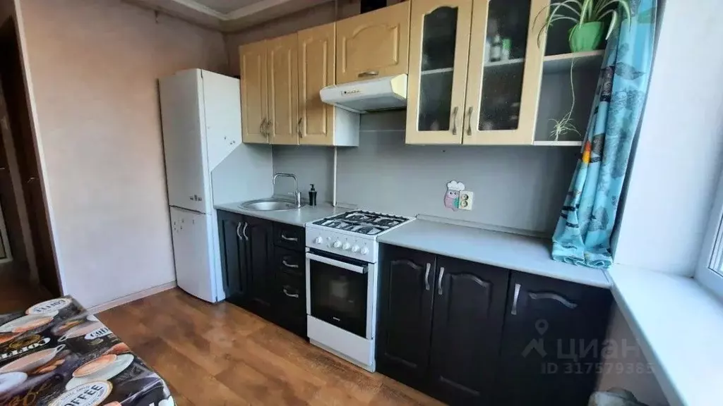 2-к кв. Омская область, Омск Заозерная ул., 1 (47.0 м) - Фото 0