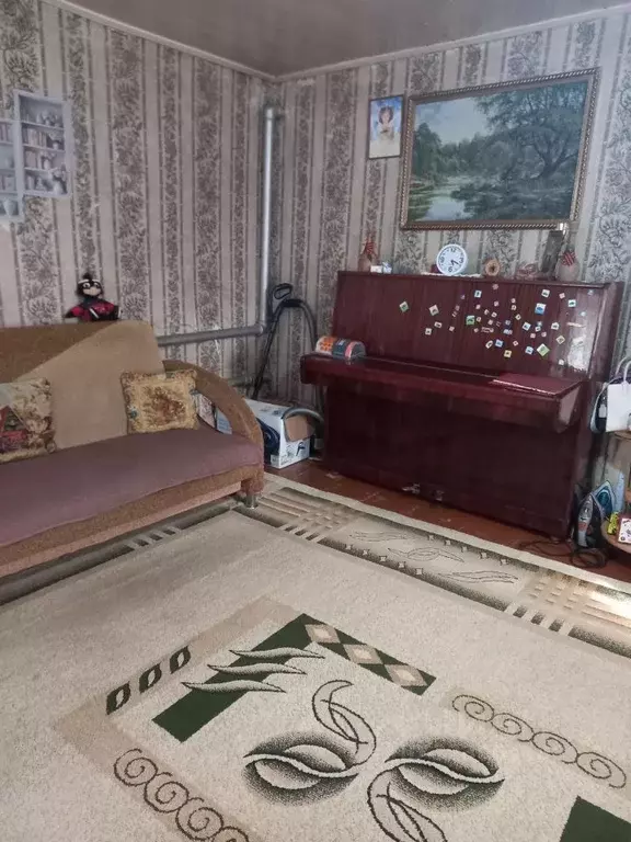 Дом в Омская область, Омский район, Троицкое с/пос, д. Верхний Карбуш ... - Фото 2