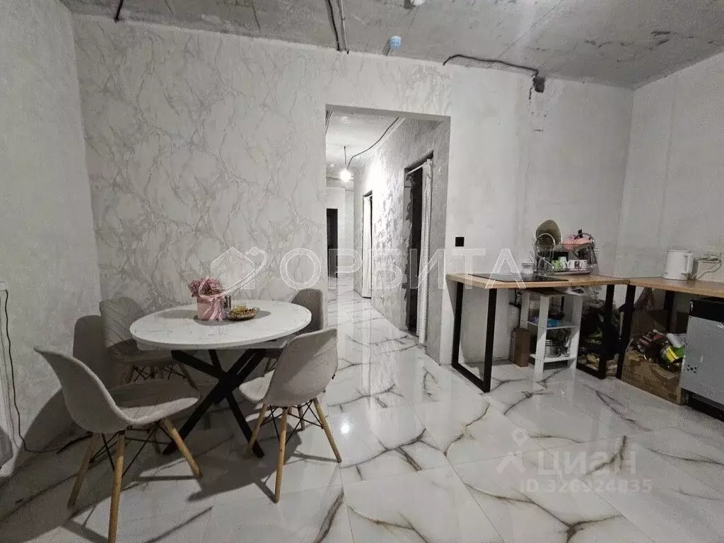 3-к кв. Тюменская область, Тюмень Дамбовская ул., 29к1 (68.1 м) - Фото 2