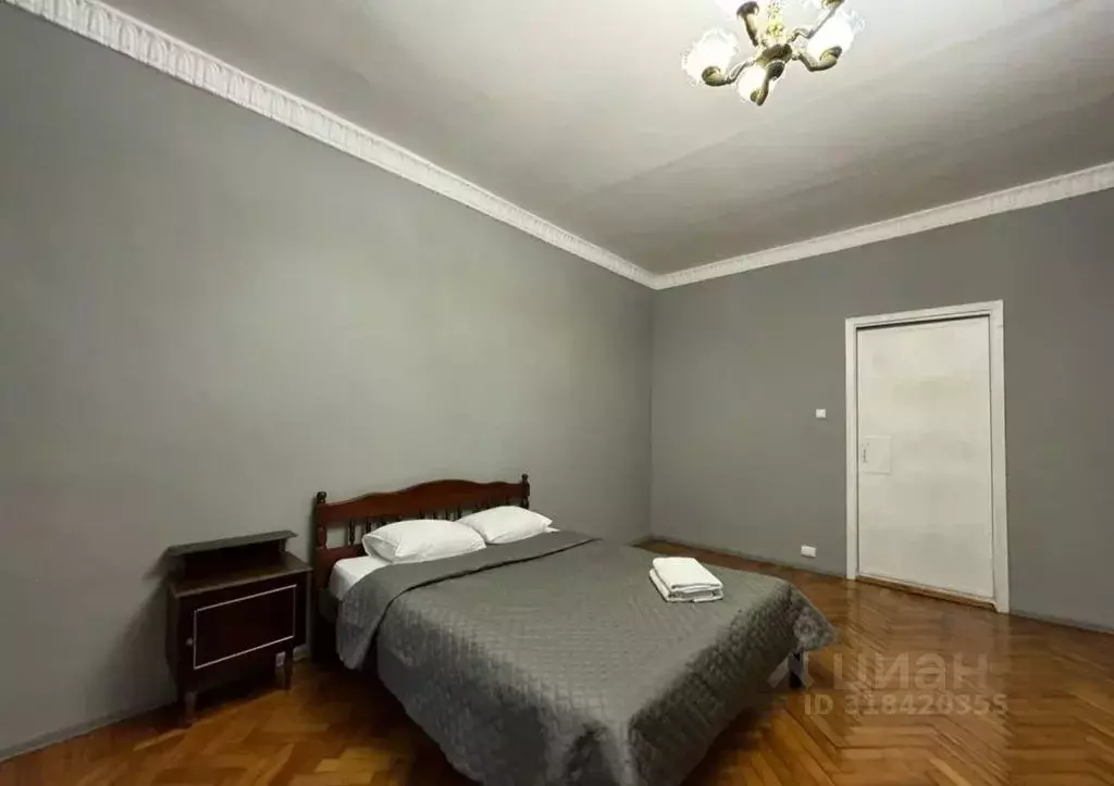 2-к кв. Санкт-Петербург наб. Реки Мойки, 6 (90.0 м) - Фото 0