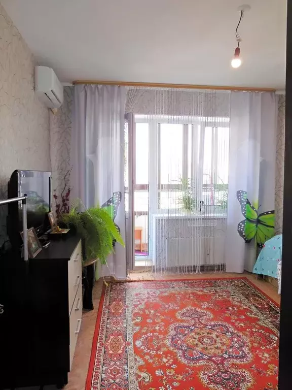 1-к кв. Омская область, Омск проезд 3-й Амурский, 3к1 (36.1 м) - Фото 1