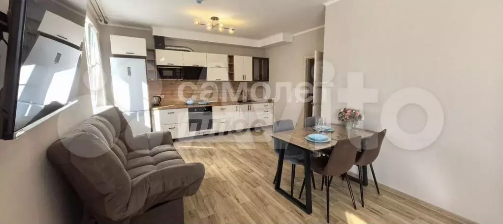 2-к. квартира, 56 м, 3/21 эт. - Фото 1