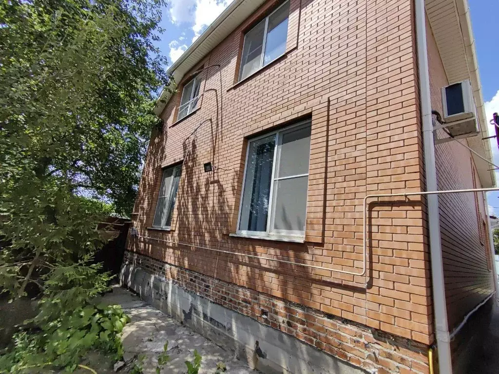 Дом в Ростовская область, Ростов-на-Дону Хоровой пер. (181 м) - Фото 1