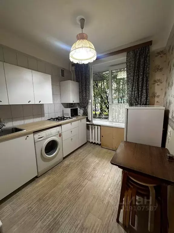 1-к кв. Санкт-Петербург ул. Матроса Железняка, 35 (30.0 м) - Фото 1