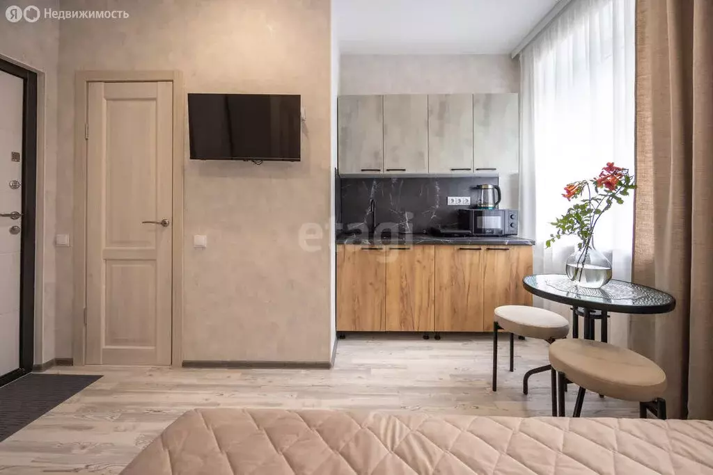 Квартира-студия: Калининград, Автомобильная улица, 10 (12.6 м) - Фото 1