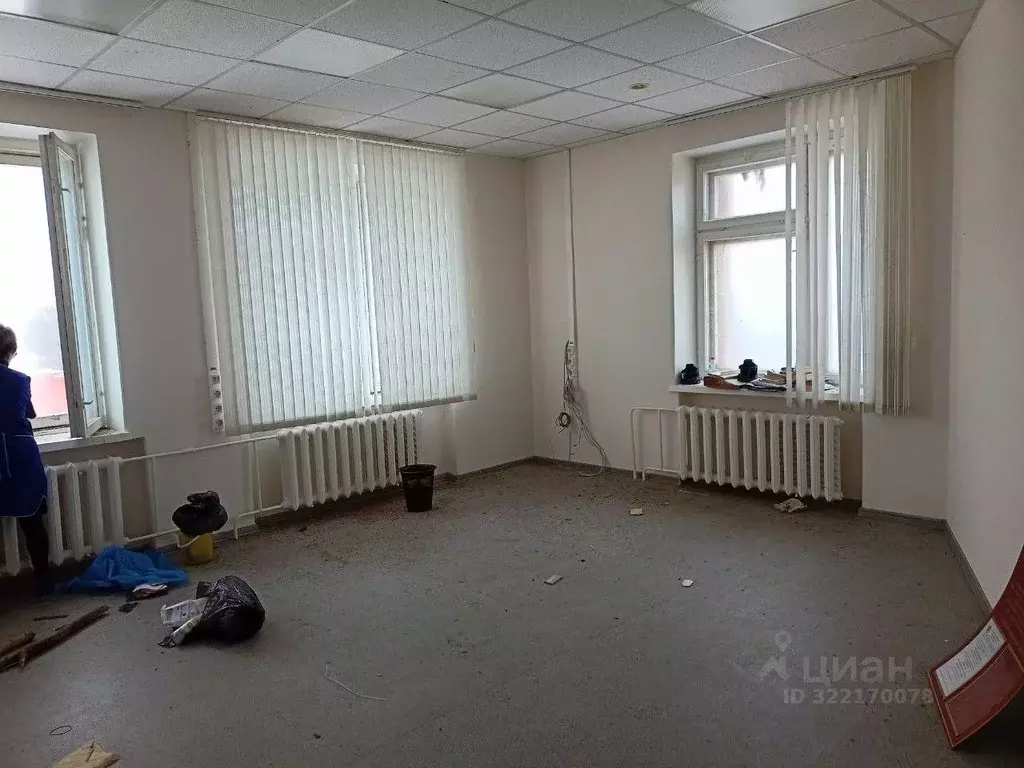Помещение свободного назначения в Удмуртия, Красногорский район, с. ... - Фото 1