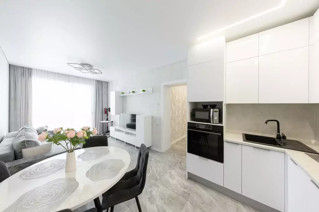 Продаётся 2-к квартира, 69.8 м - Фото 1