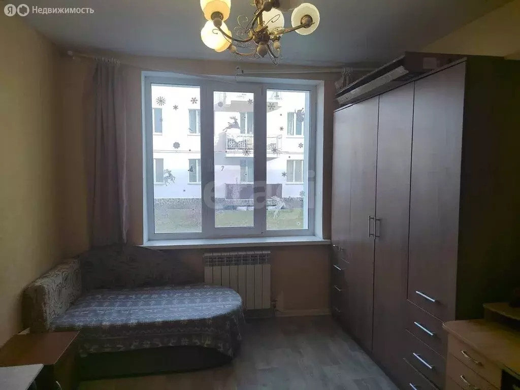 2-комнатная квартира: Южно-Сахалинск, улица имени Б.П. Полевого, 12 ... - Фото 2