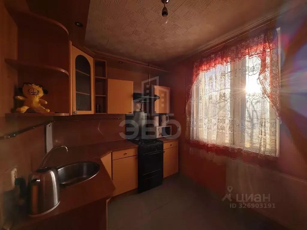 3-к кв. Санкт-Петербург Купчинская ул., 15К2 (65.7 м) - Фото 1