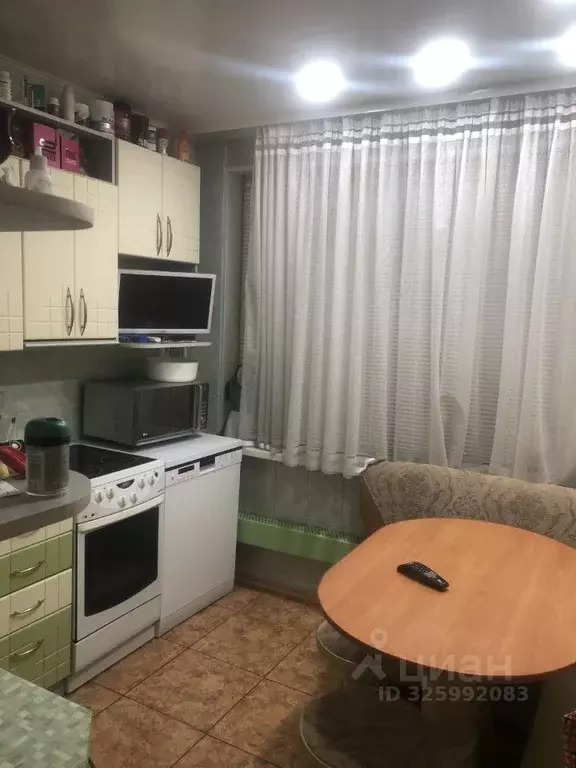 2-к кв. Мурманская область, Мурманск ул. Нахимова, 18 (47.0 м) - Фото 1