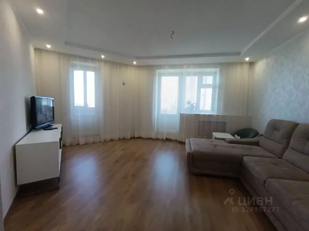 3-к кв. Пермский край, Пермь ул. Металлистов, 8 (97.0 м) - Фото 2