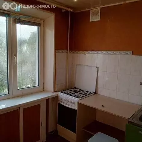 2-комнатная квартира: Димитровград, улица Курчатова, 2 (50 м) - Фото 0
