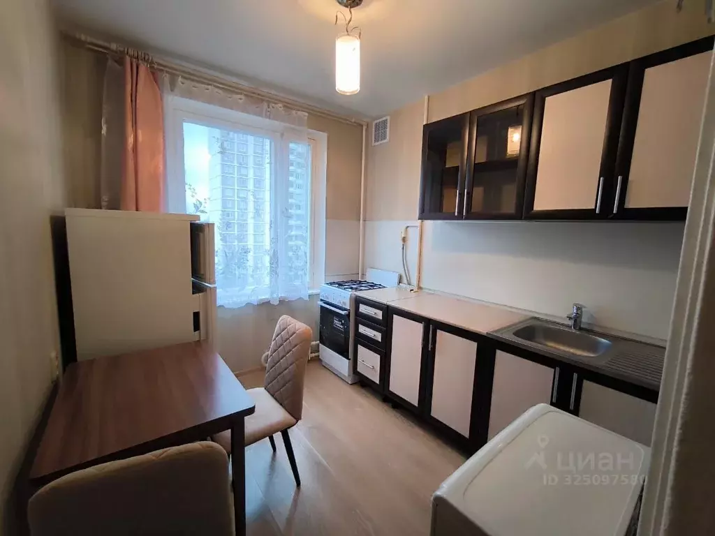 1-к кв. Москва Профсоюзная ул., 140К1 (33.0 м) - Фото 1