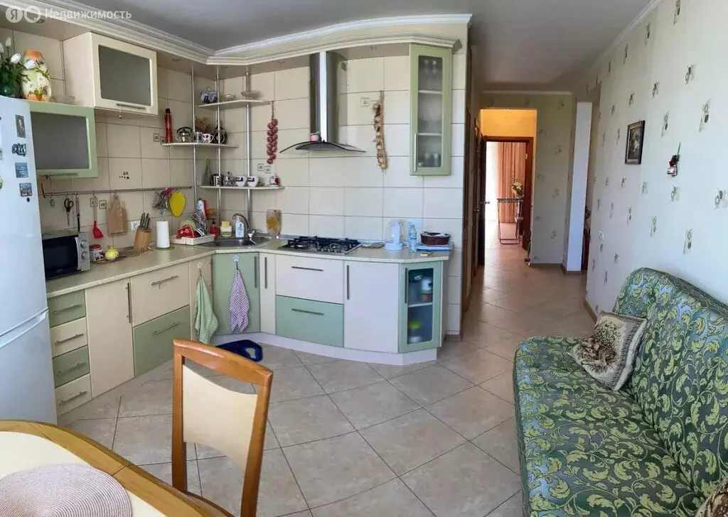 3-комнатная квартира: Феодосия, Адмиральский бульвар, 7А (104 м) - Фото 1