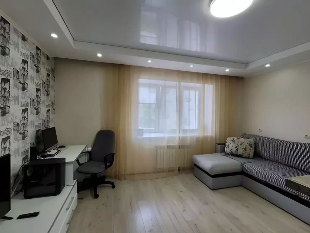 Студия Омская область, Омск ул. Малиновского, 18к3 (29.0 м) - Фото 1