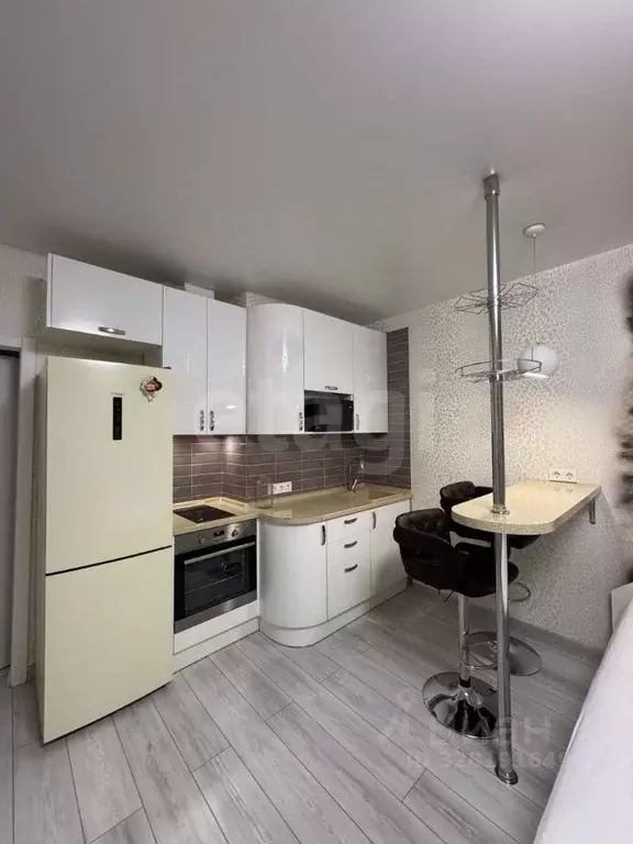 Студия Новосибирская область, Новосибирск ул. Кирова, 236 (28.4 м) - Фото 1