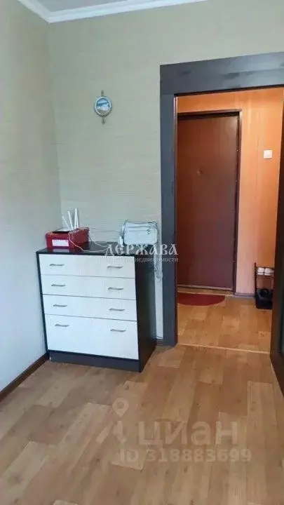 1-к кв. Белгородская область, Старый Оскол Макаренко мкр, 13к1 (36.0 ... - Фото 0