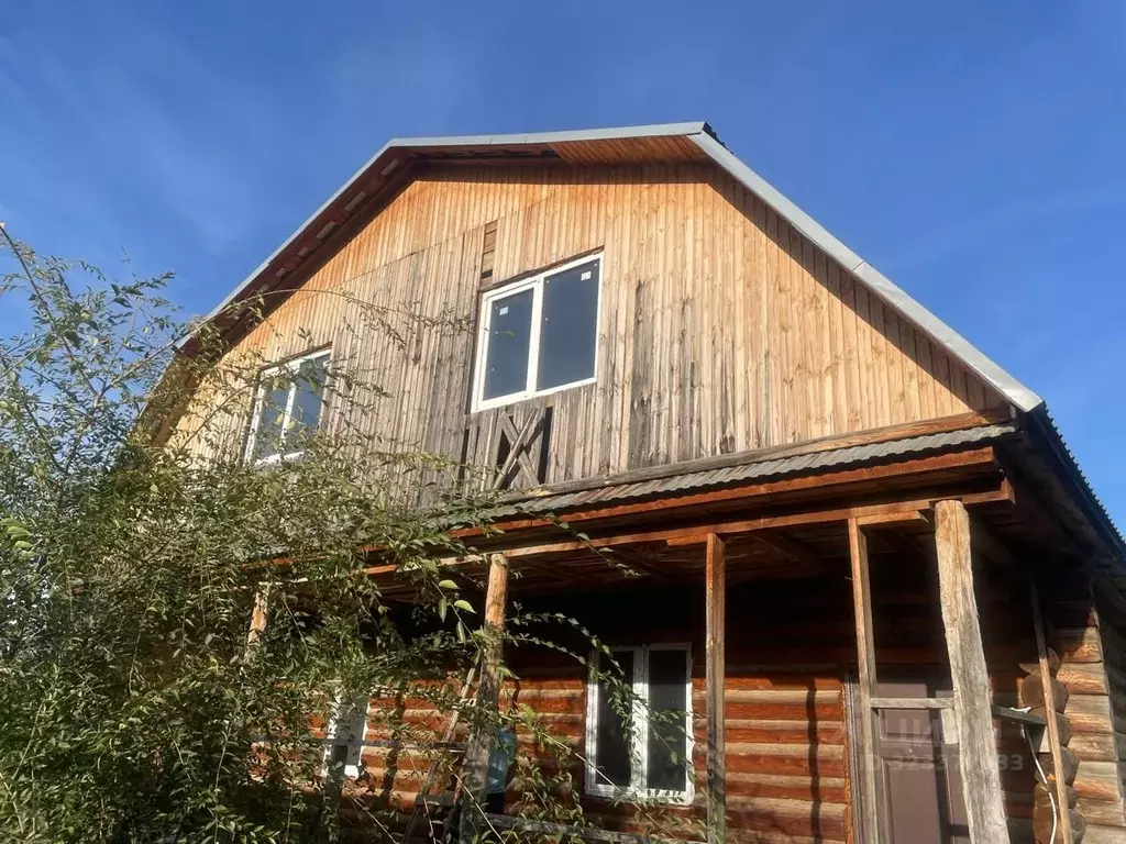 Дом в Саратовская область, Вольский район, Верхнечернавское ... - Фото 1