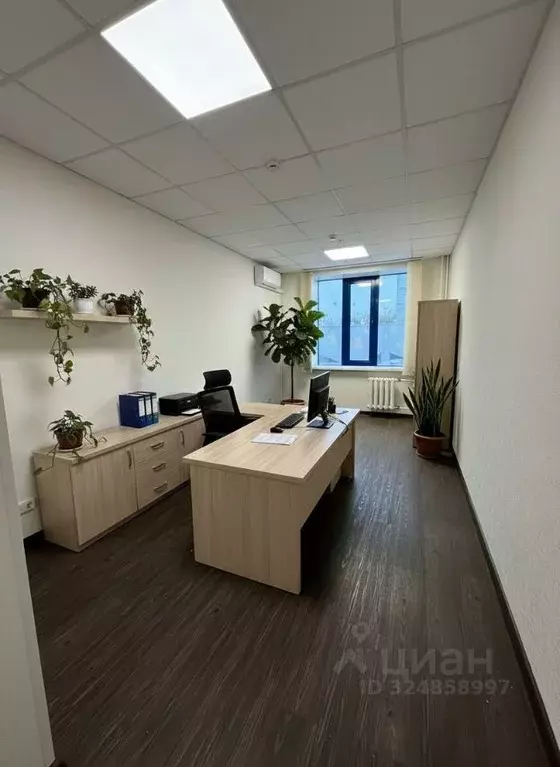 Офис в Кемеровская область, Кемерово просп. Ленина, 90/5 (18 м) - Фото 1